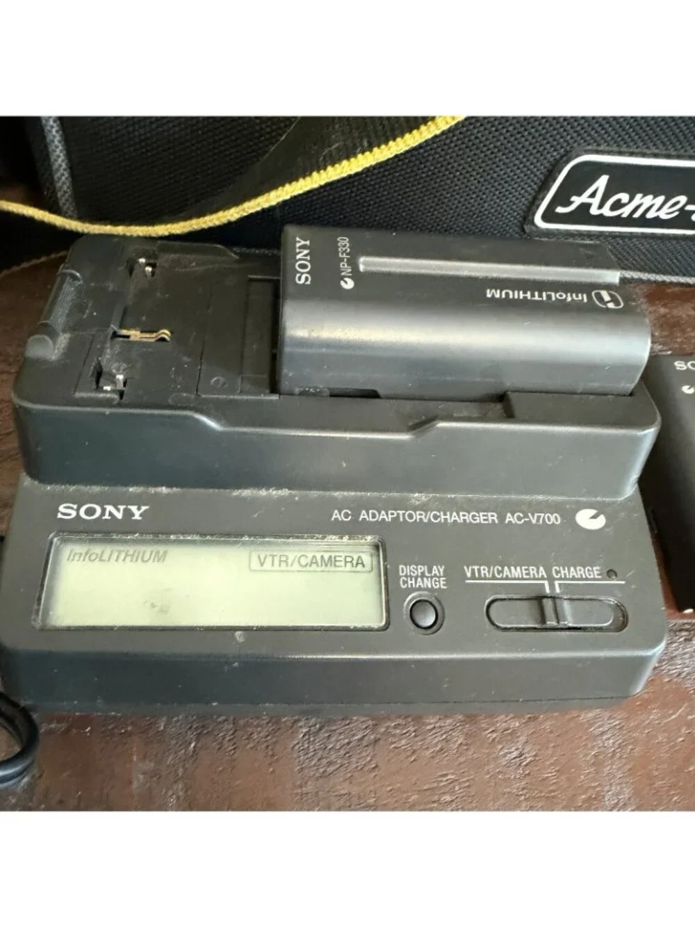 Sony Mavica MVC FD91 Digital Camera Bundle Battery Charger Bag Untested